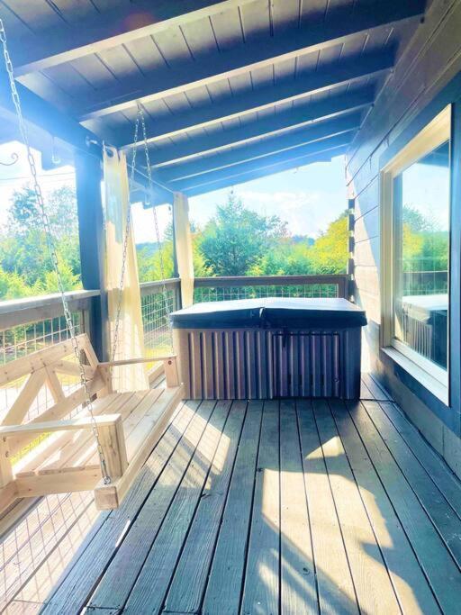 Modern Lake Side Nest• Hotub Fenced Yard King Beds Sevierville Dış mekan fotoğraf