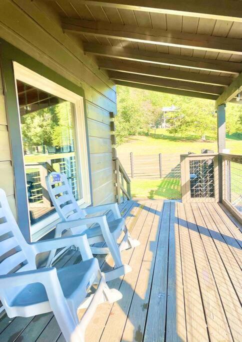 Modern Lake Side Nest• Hotub Fenced Yard King Beds Sevierville Dış mekan fotoğraf