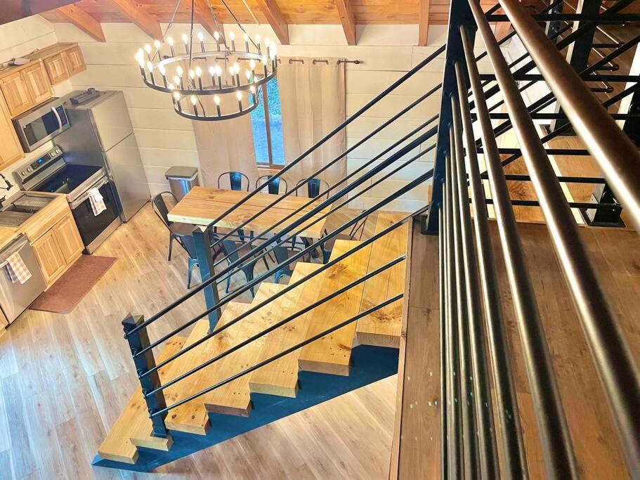 Modern Lake Side Nest• Hotub Fenced Yard King Beds Sevierville Dış mekan fotoğraf