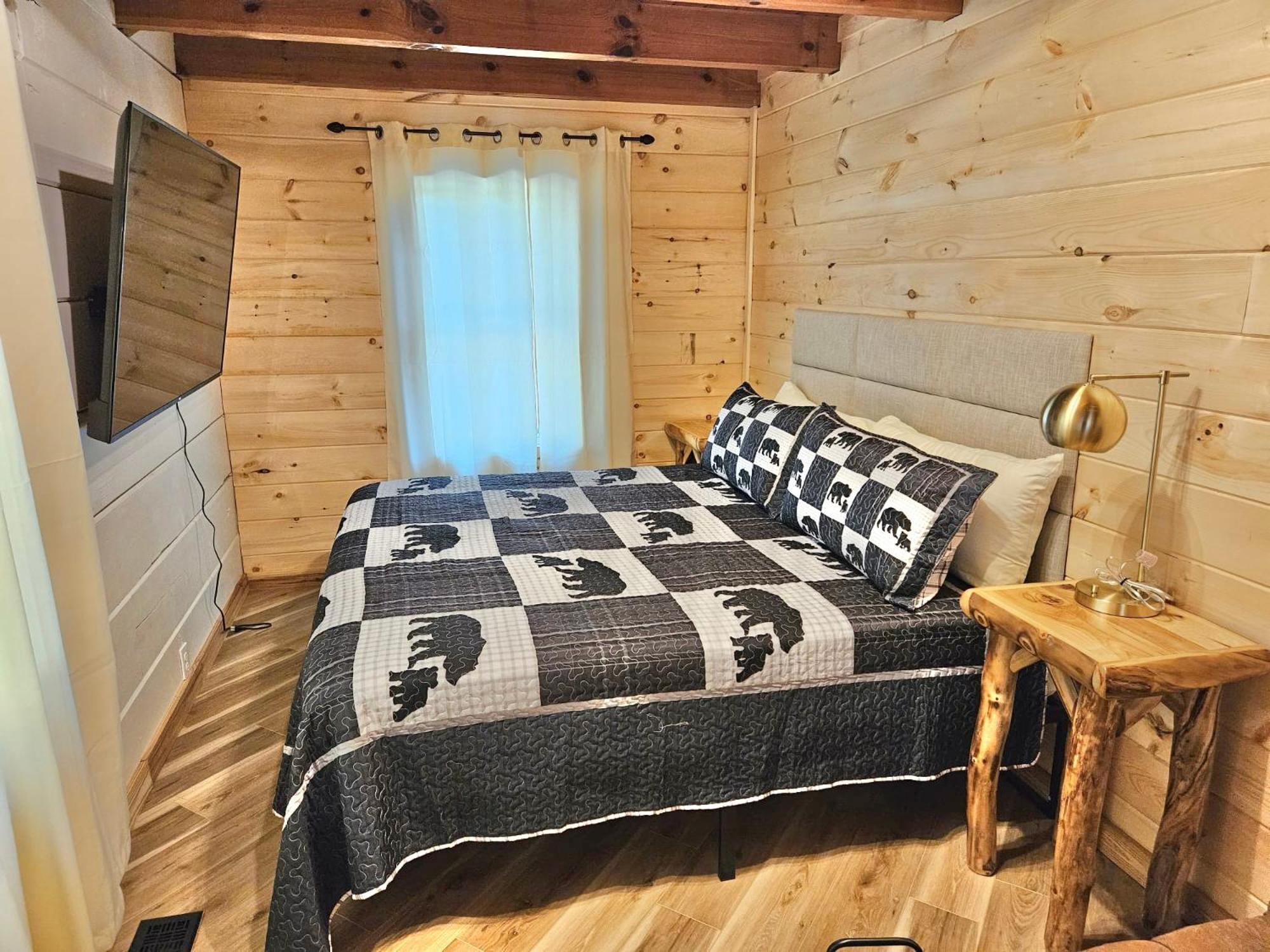 Modern Lake Side Nest• Hotub Fenced Yard King Beds Sevierville Dış mekan fotoğraf